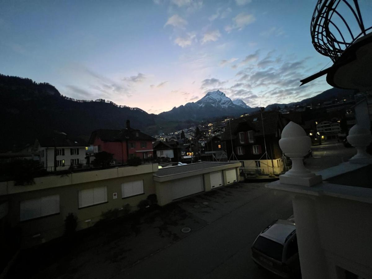 Moderne Wohnung Mit Pilatusblick 4 Pax Hergiswil Exteriör bild